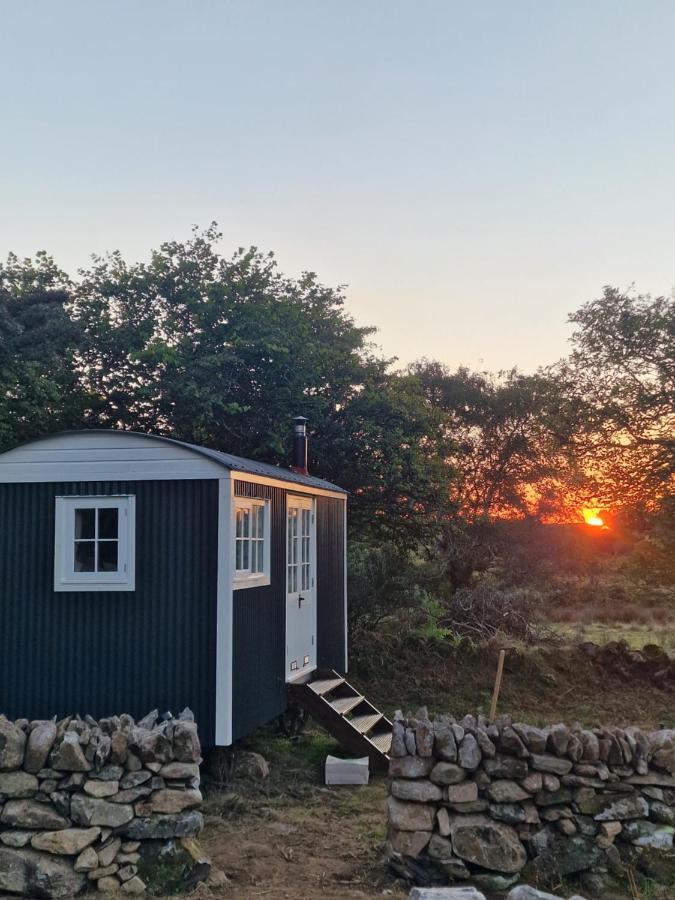 The Hazel Hut Villa Westport Exterior photo