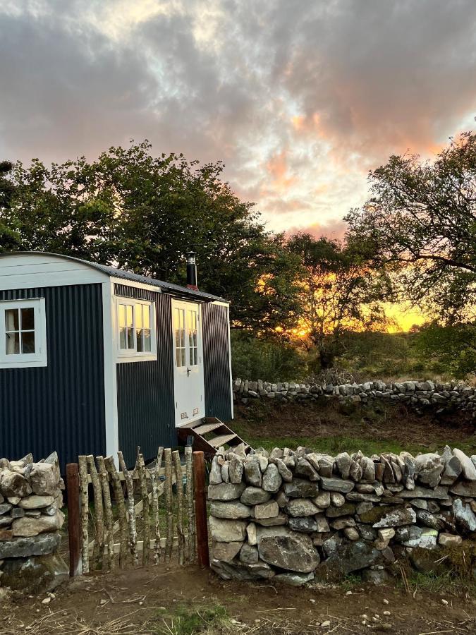The Hazel Hut Villa Westport Exterior photo